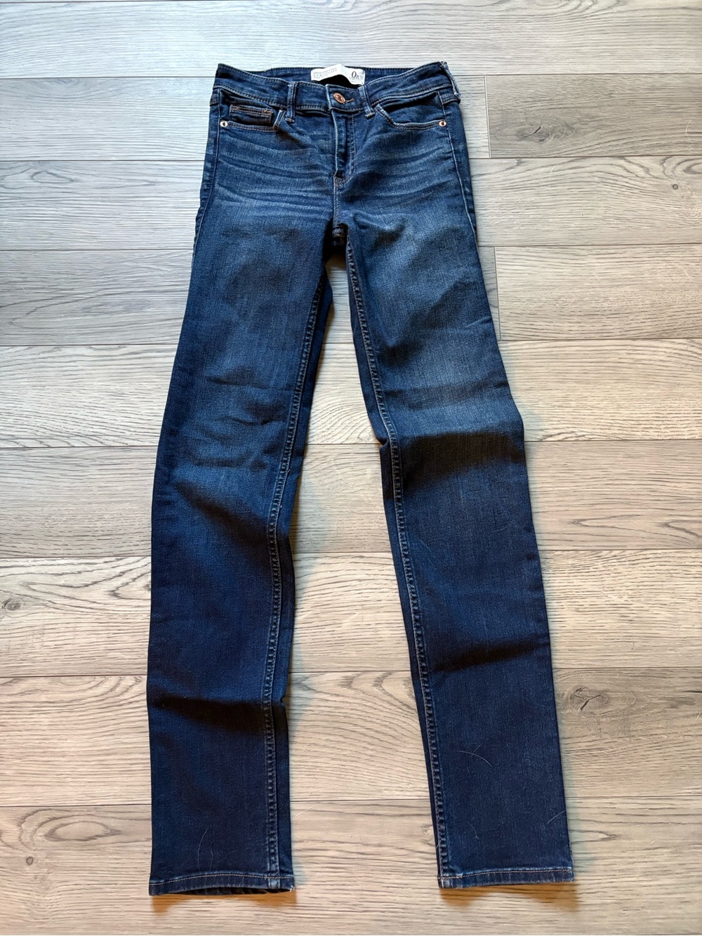 Abercrombie & Fitch mid rise straight jeans
